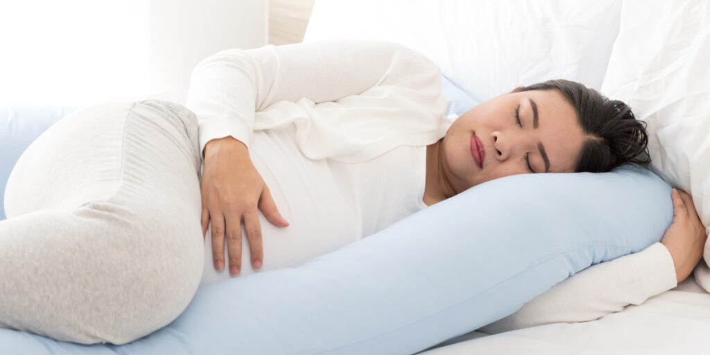 posisi tidur saat hamil