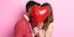 10 Gaya Ciuman Manis dan Romantis yang Bisa Dilakukan Bersama Pasangan