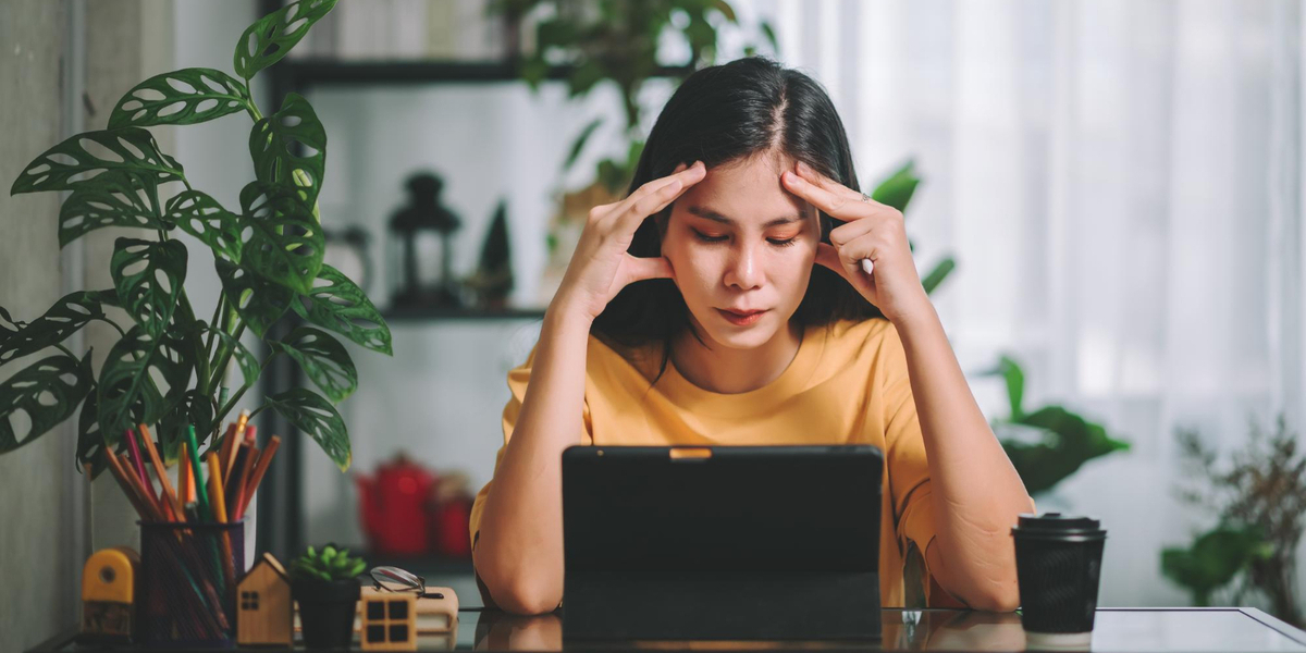 cara menjaga kesehatan mental di tempat kerja