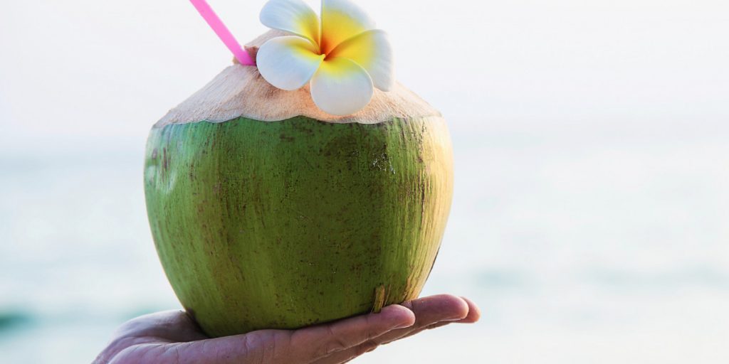 minum air kelapa saat haid