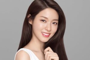 Alis lurus ala Seolhyun