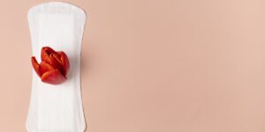 darah haid cokelat dan berlendir