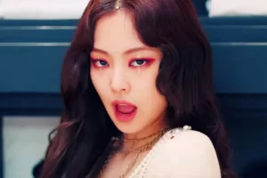Glitter Line Eye ala Jennie Blackpink