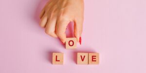 contoh toxic relationship