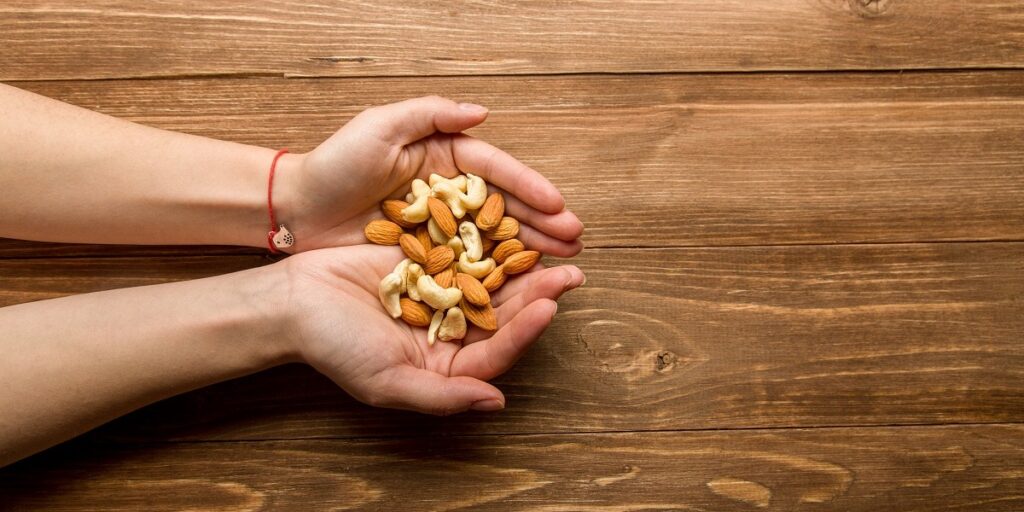 manfaat kacang almond untuk kesehatan
