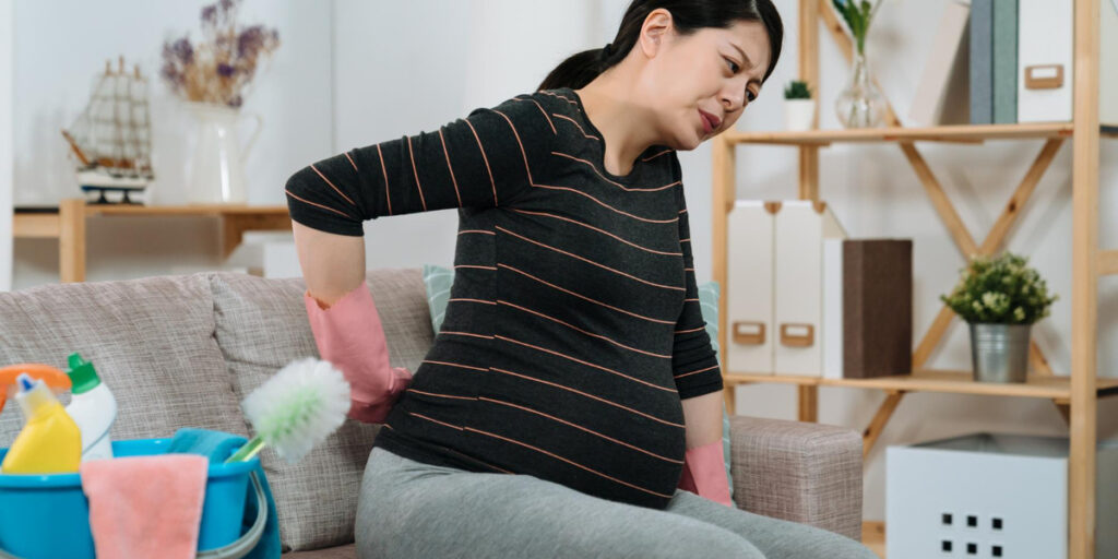 penyebab sakit pinggang saat hamil