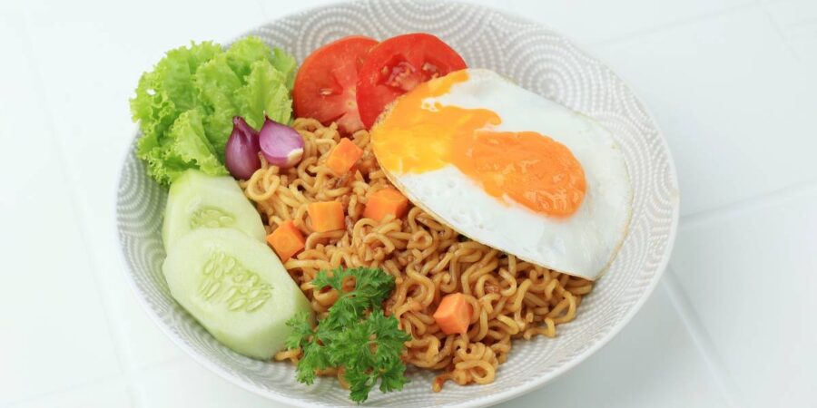 Bolehkah Makan Mie Instan Saat Hamil Yuk Simak Penjelasannya Yoona