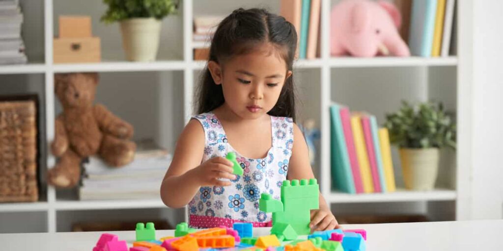 cara meningkatkan kreativitas anak usia dini