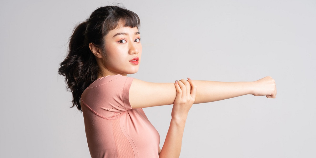 cara mengecilkan lengan atas yang besar