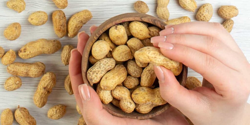 apakah makan kacang menyebabkan jerawat
