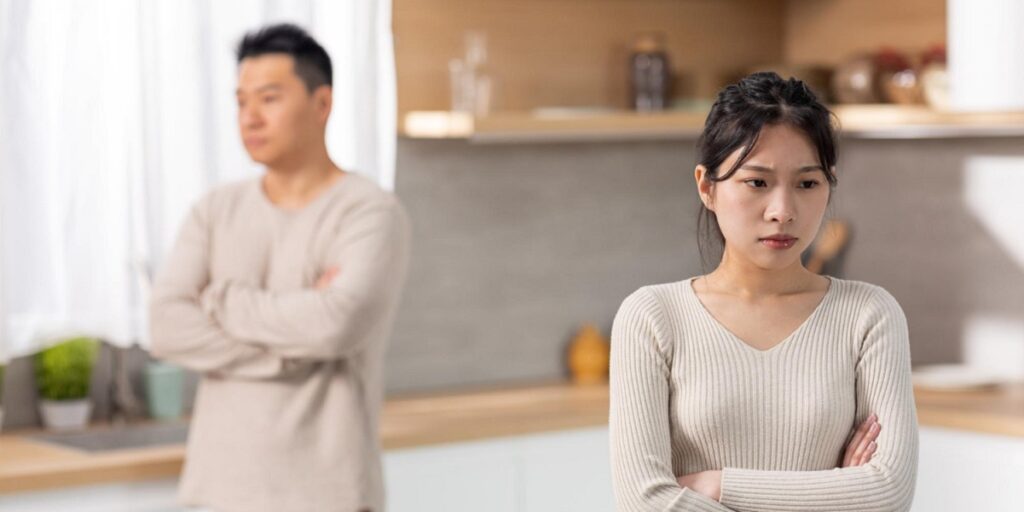 cara menghilangkan posesif kepada pasangan