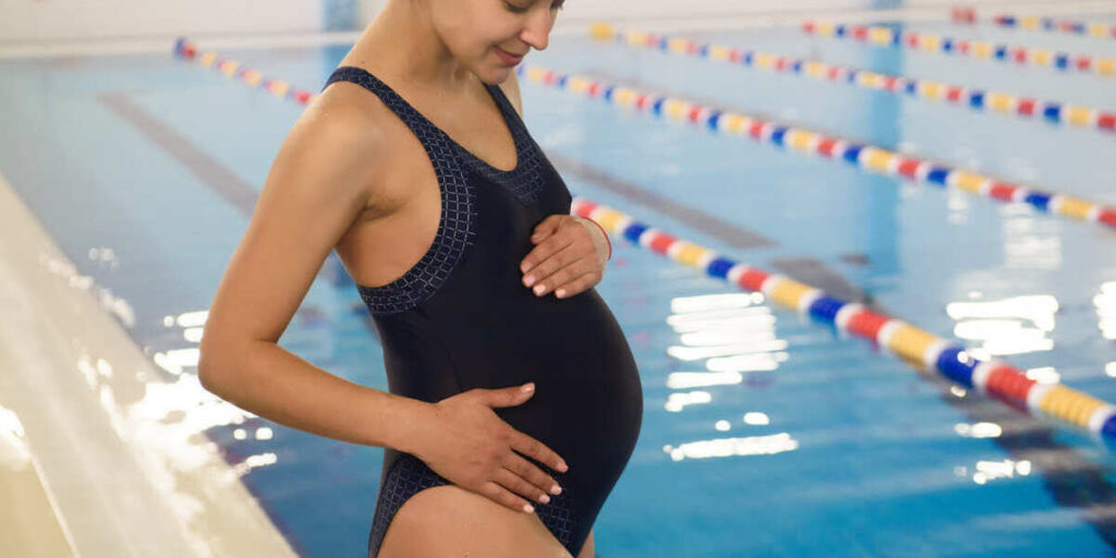 manfaat berenang bagi ibu hamil