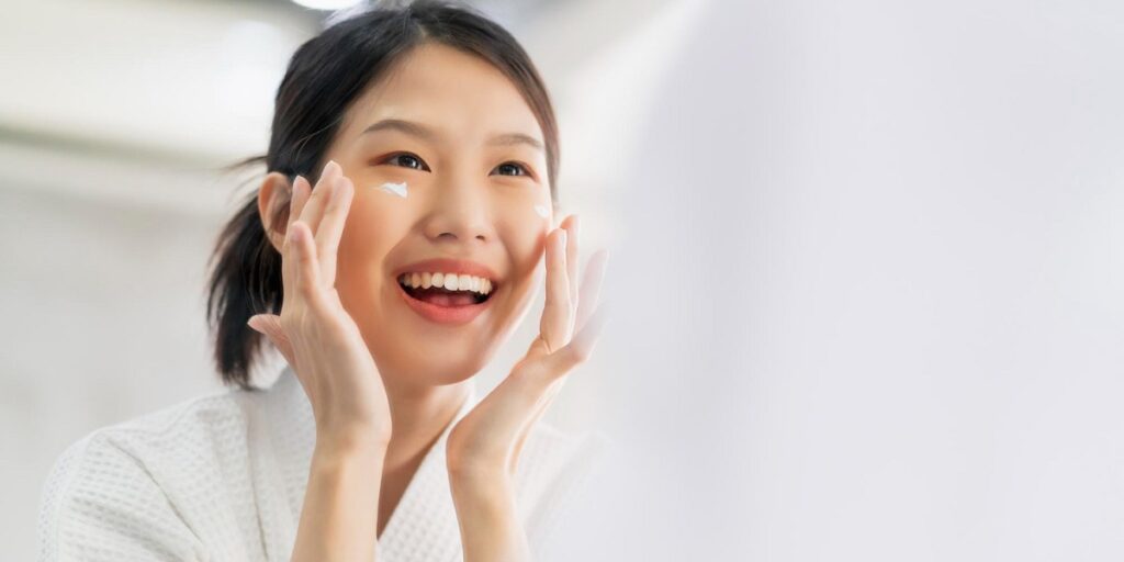 rekomendasi skincare mengecilkan pori pori agar wajah mulus