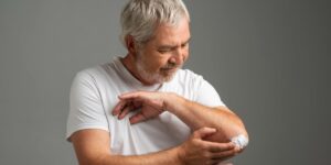 Apa Itu Obat Voltaren Gel? Begini Manfaat dan Efek Sampingnya! Yoona