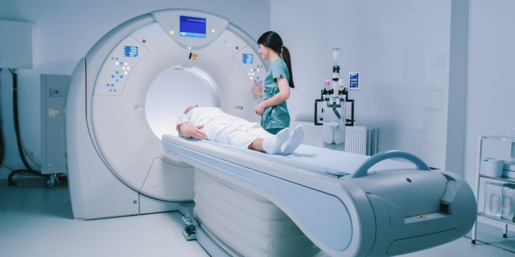 positron emission tomography adalah