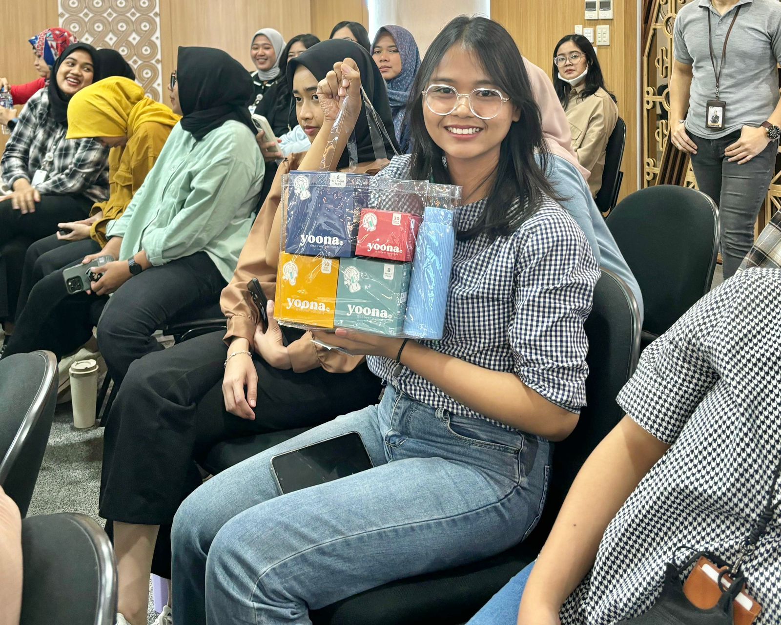 Yoona dalam semangat hari kartini